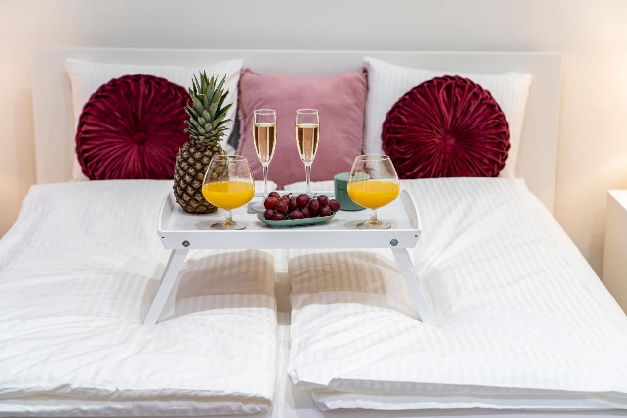 City Centre Deluxe Apartments Budapest Eksteriør billede