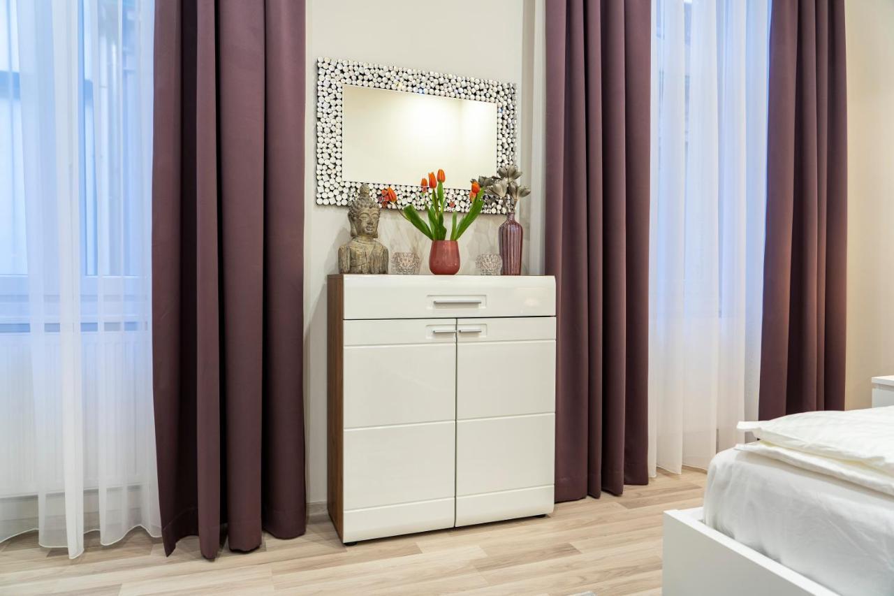 City Centre Deluxe Apartments Budapest Eksteriør billede