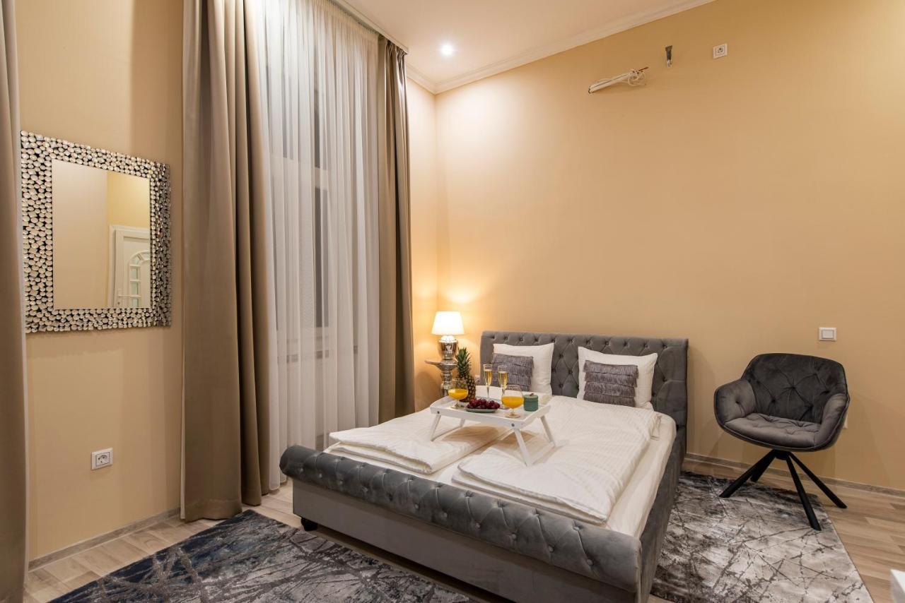 City Centre Deluxe Apartments Budapest Eksteriør billede