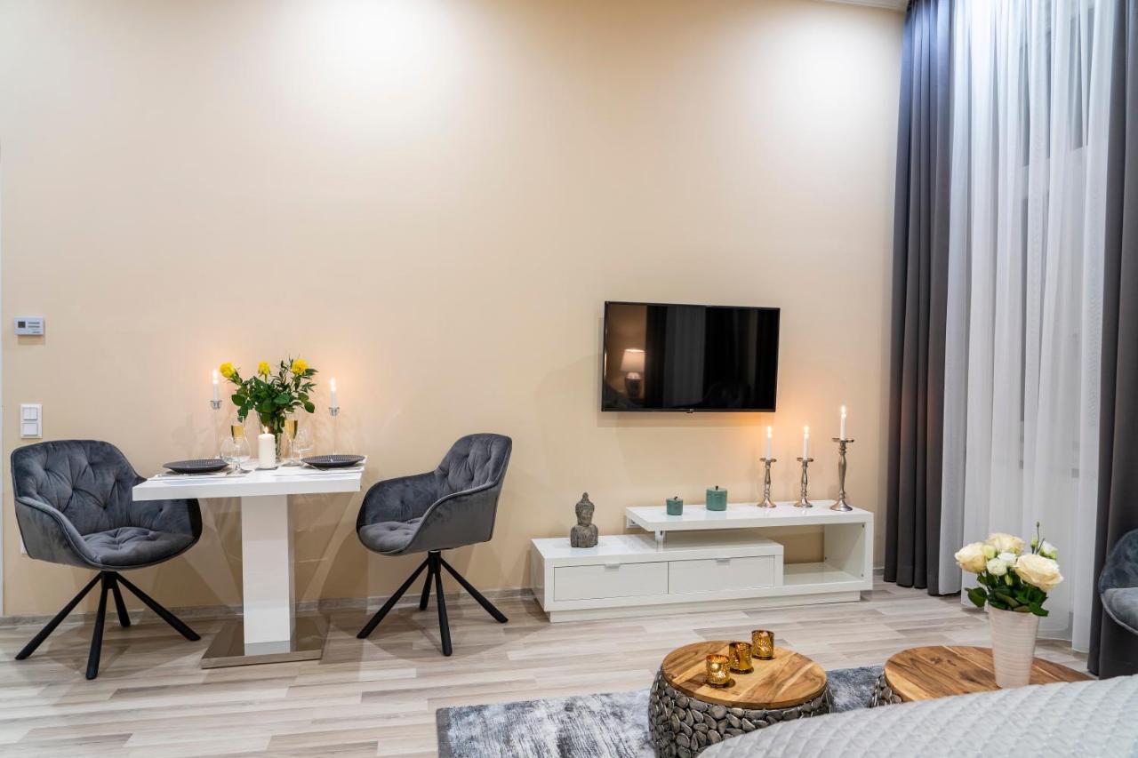 City Centre Deluxe Apartments Budapest Eksteriør billede